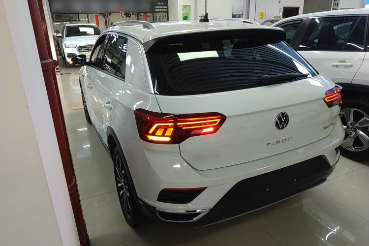 Used Volkswagen T-ROC 2021 280TSI DSG Two-Wheel Drive Comfort Connect Edition Rear Left 45 Deg