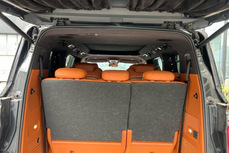 Used Hongqi HQ9 2023 2.0T Smart Connect Flagship Edition