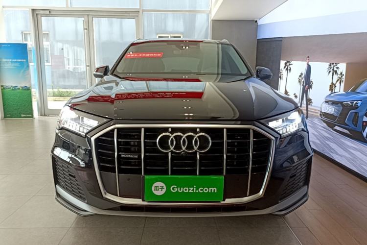 Used Audi Q7 2023 45 TFSI quattro S line Sport model