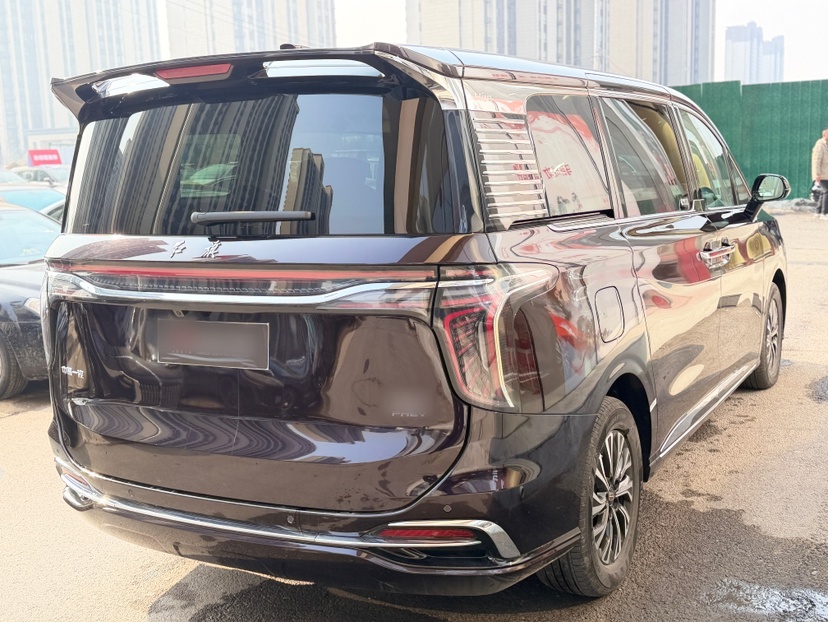 Hongqi HQ9 PHEV 2024 2.0T Four-Wheel Drive Business Edition — снимка 7