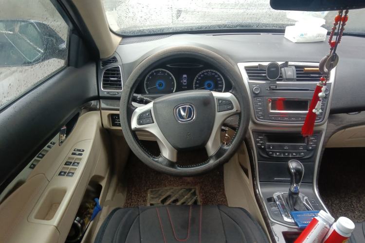 Used CHANGAN Raeton 2013 1.8T Automatic Elite Model China IV Standard
