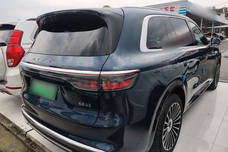 Used Hima AITO M8 2025 Extended-Range Ultra Version 53.4 kWh 5-Seater Edition Rear Right 45 Deg