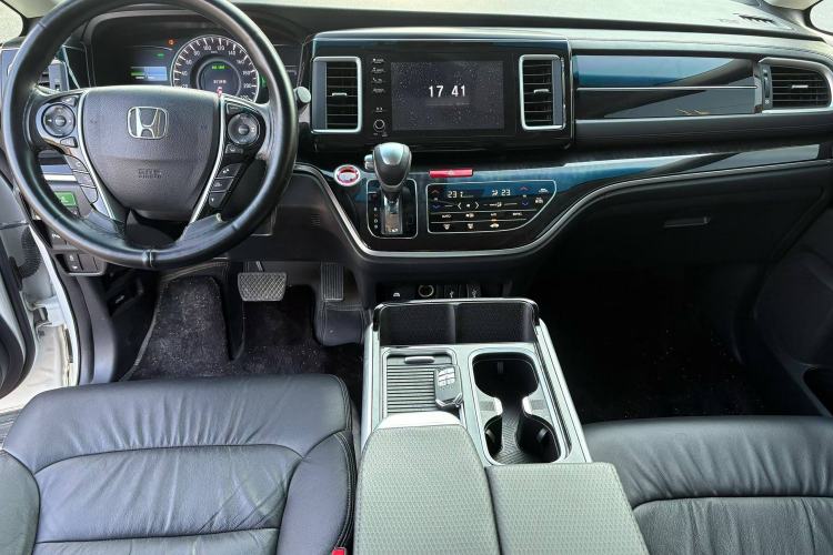 Used Honda Elysion 2019 2.0L Hybrid Luxury Edition