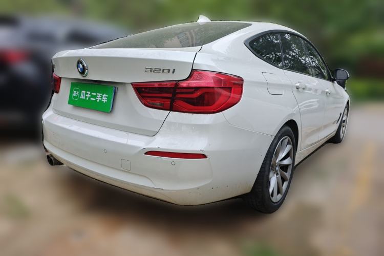Used BMW 3 Series GT 2019 320i Sport Edition Rear Right 45 Deg
