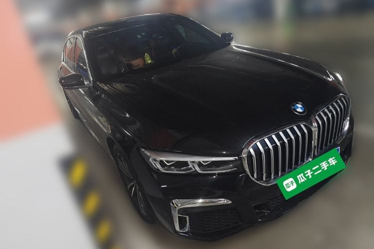 Used BMW 7 Series 2021 730Li M Sport Package Front Right 45 Deg