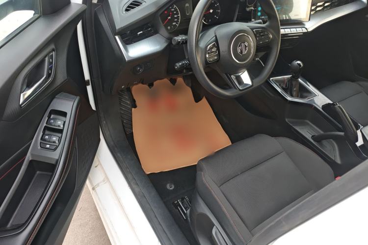 Used MG 5 2023 180 DVVT Manual Fashion Edition
