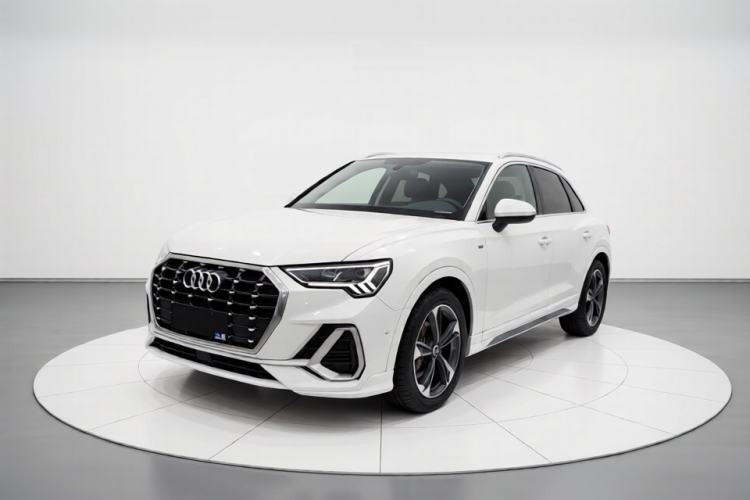 Used Audi Q3 2022 35 TFSI Fashion Dynamic Model