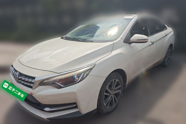 Used Venucia D60 2019 1.6L XL CVT Smart Connect Elite Edition