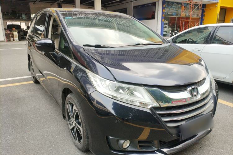 Used Honda Odyssey 2017 2.4L Luxury Edition Front Right 45 Deg