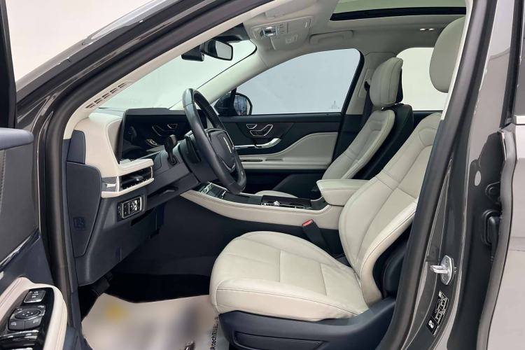 Used Lincoln Corsair 2023 2.0T Two-Wheel-Drive Luxury Edition