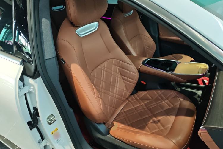 Used CHANGAN NEVO A07 2024 All-Electric "True Fragrance" Edition 710 Flagship Model Right Front Seat