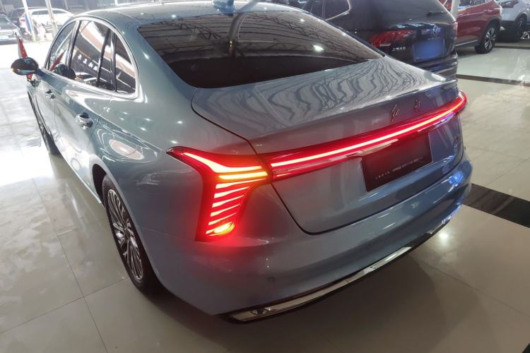 Used Hongqi H5 2023 2.0T Automatic Smart Connect Flagship Edition
