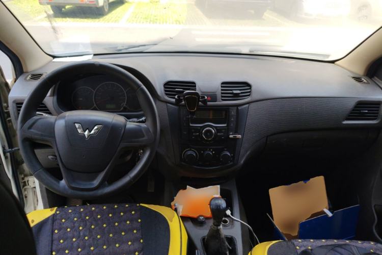 Used Wuling Hongguang 2015 1.5L S Basic Version China V Standard