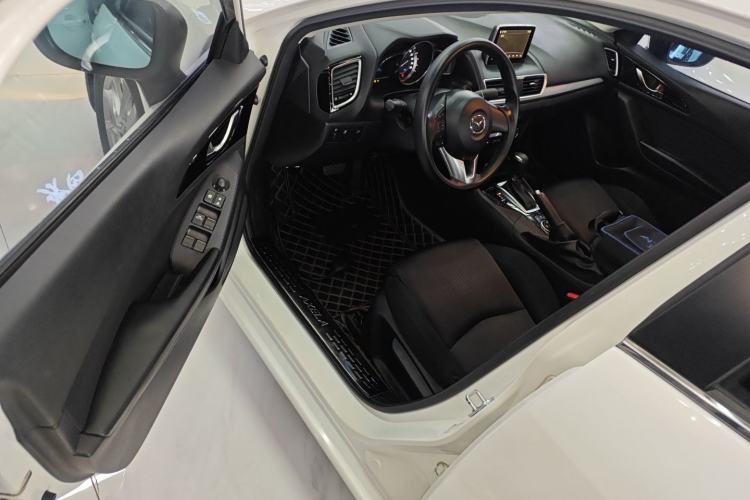 Used Mazda 3 Axela 2016 Sedan 1.5L Automatic Luxury Model Driver Seat