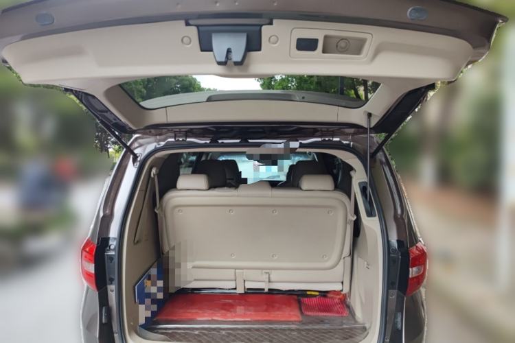 Used Buick GL8 2017 25S Prestige Version China V Standard Trunk