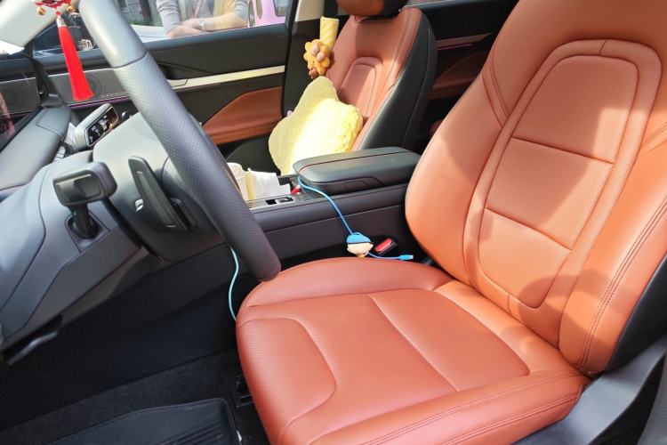 Used Lincoln Z 2025 2.0T Prestige Edition Left Front Seat