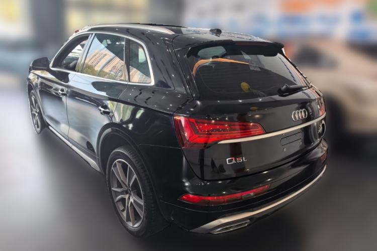 Used Audi Q5L 2022 Updated 45T Luxury Dynamic Version Rear Left 45 Deg