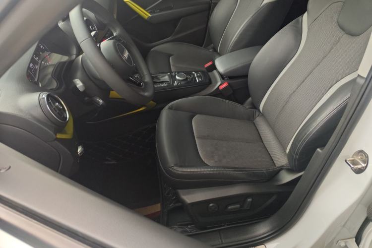 Used Audi Q2L 2018 35 TFSI Fashion Dynamic Version China VI Emission Standard