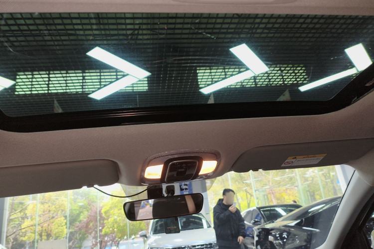 Used Hyundai Elantra 2023 1.5L CVT GLX Elite Edition Headliner