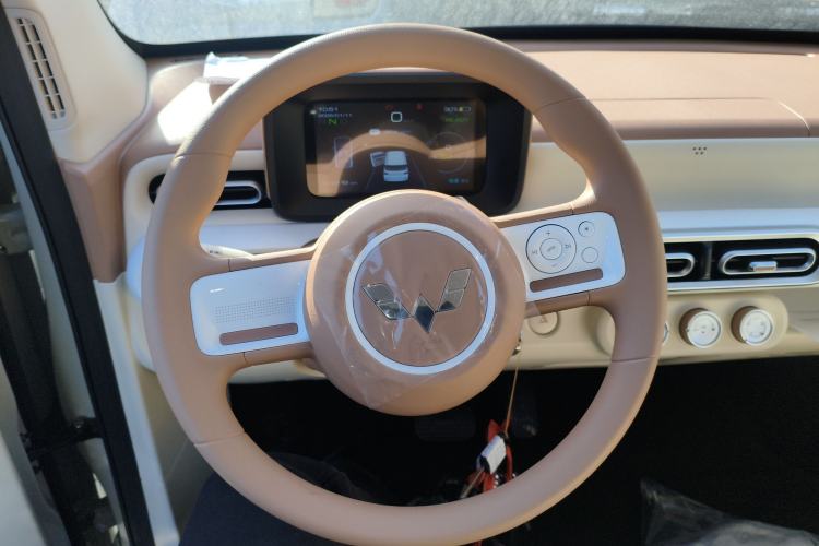 Used Wuling Hongguang MINIEV 2024 3rd Generation 215km Youth Edition