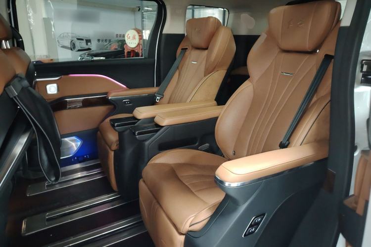 Used Hongqi HQ9 2023 2.0T Smart Connect Flagship Edition