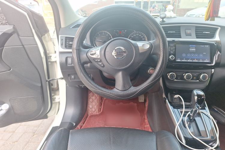 Used Nissan Sylphy 2018 1.6XV CVT Deluxe Edition Steering Wheel