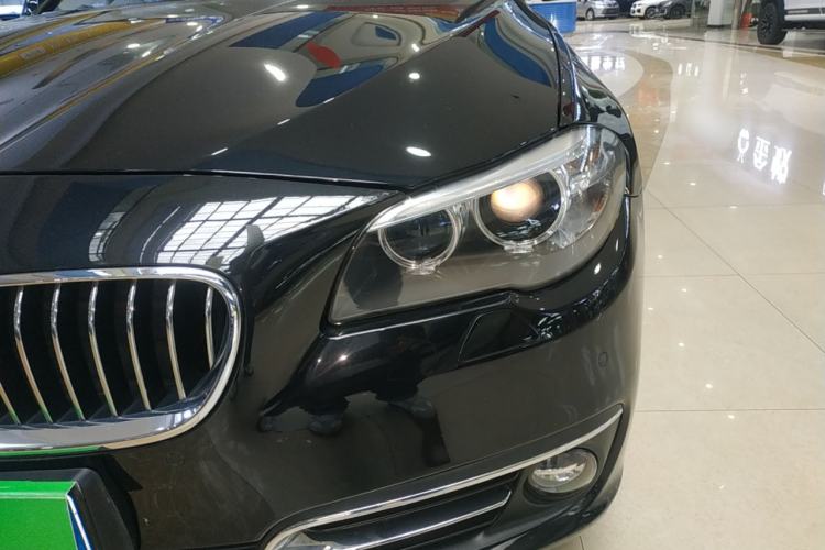 Used BMW 5 Series 2017 525Li Luxury Design Package Left Front Headlight