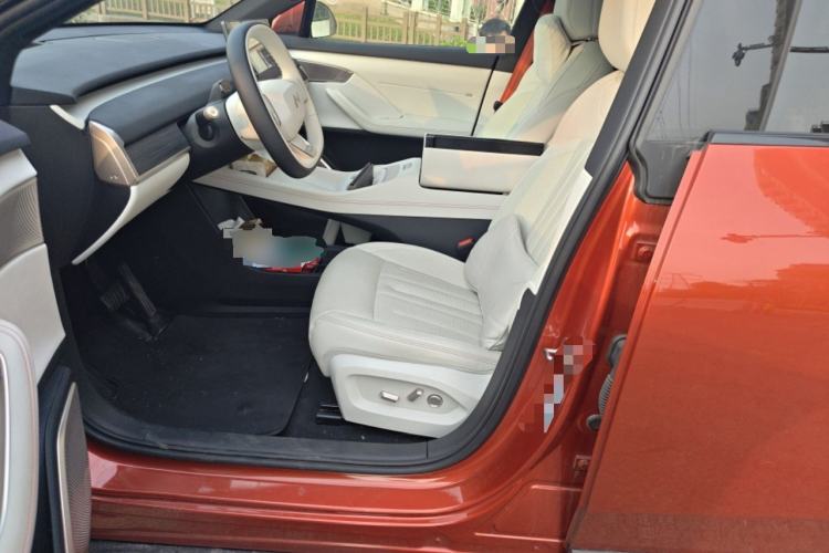 Used ONVO L60 2024 60 kWh Rear-Drive Version