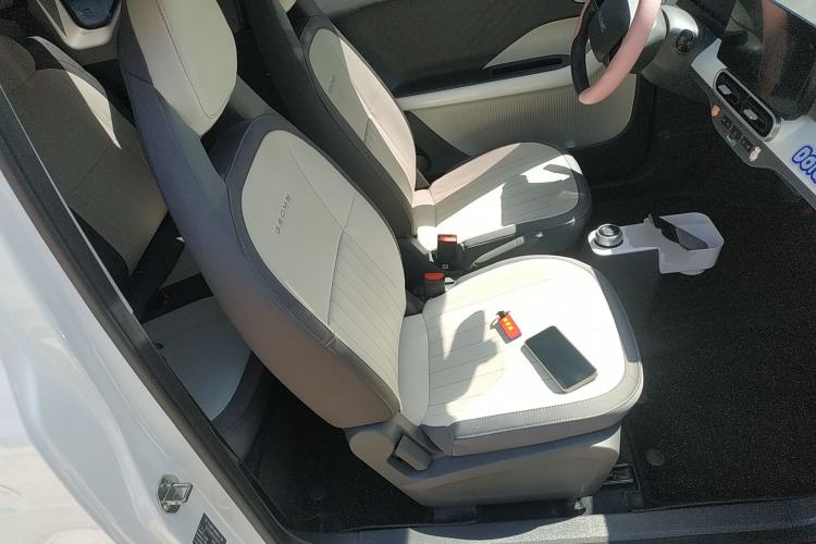 Used Geely Galaxy Panda 2025 210km Panda Kart Right Front Seat