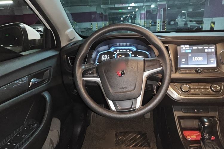 Used Roewe 360 2015 1.5L Automatic Luxury Edition
