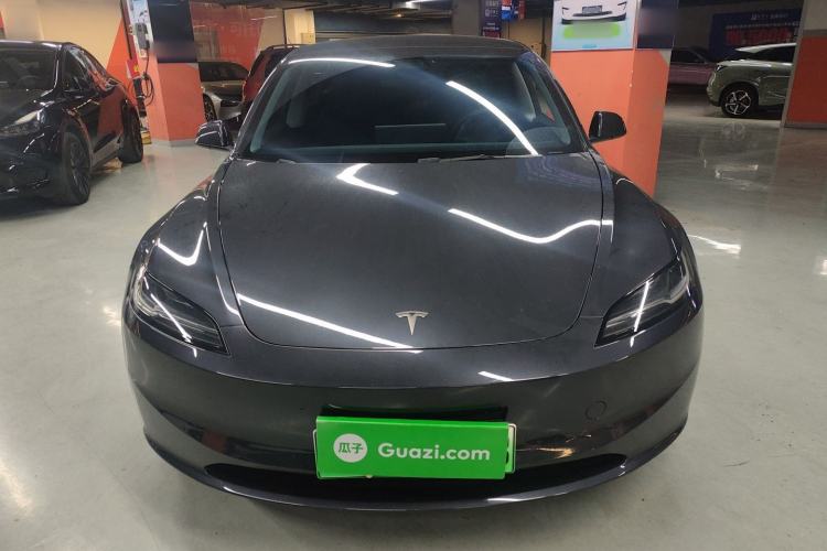 Used Tesla Model 3 2025 Rear-Wheel-Drive Version
