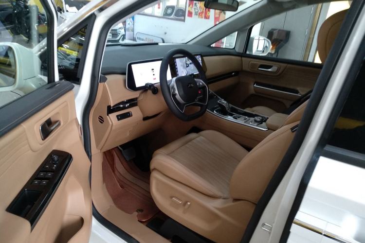 Used JAC Refine RF8 PHEV 2024 Zhiling Edition 1.5T 150KM Prestige Model – Lithium Iron Phosphate Left Front Seat