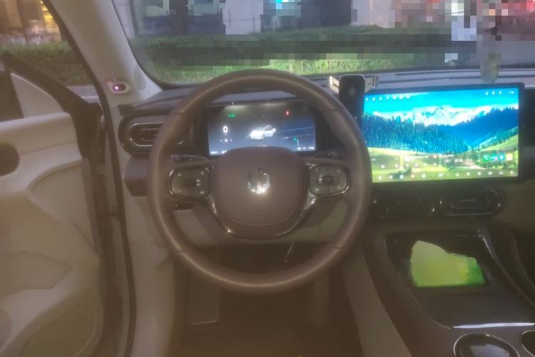 Used Leapmotor C11 2024 All-Electric 580 Luxury Edition