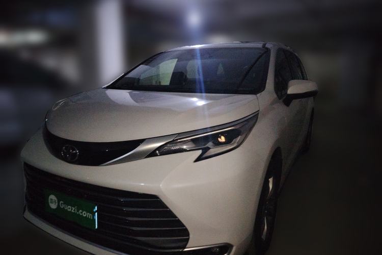 Used Toyota SIENNA 2024 2.5L Hybrid Four-Wheel Drive Prestige Edition