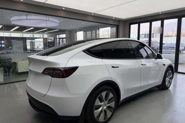 Used Tesla Model Y 2022 Rear-Wheel-Drive Version
