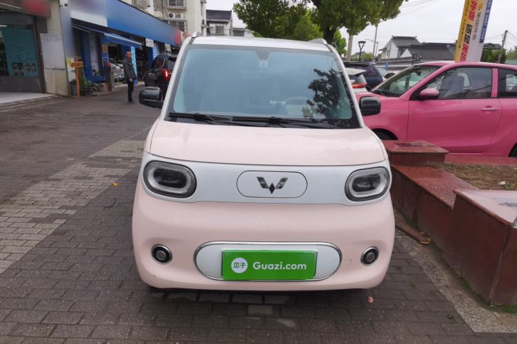 Used Wuling Hongguang MINIEV 2024 3rd Generation 215km Advanced Version Front