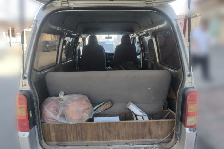 Used Wuling Zhiguang 2013 1.0L Practical Version Trunk