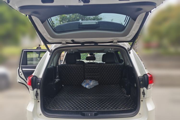 Used Toyota Highlander 2018 2.0T Four-Wheel Drive Luxury Edition 7 Seats China V Emission Standard