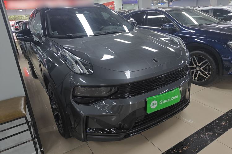 Used Lynk & Co 01 EM-P 2023 1.5TD EM-P PM Front Right 45 Deg