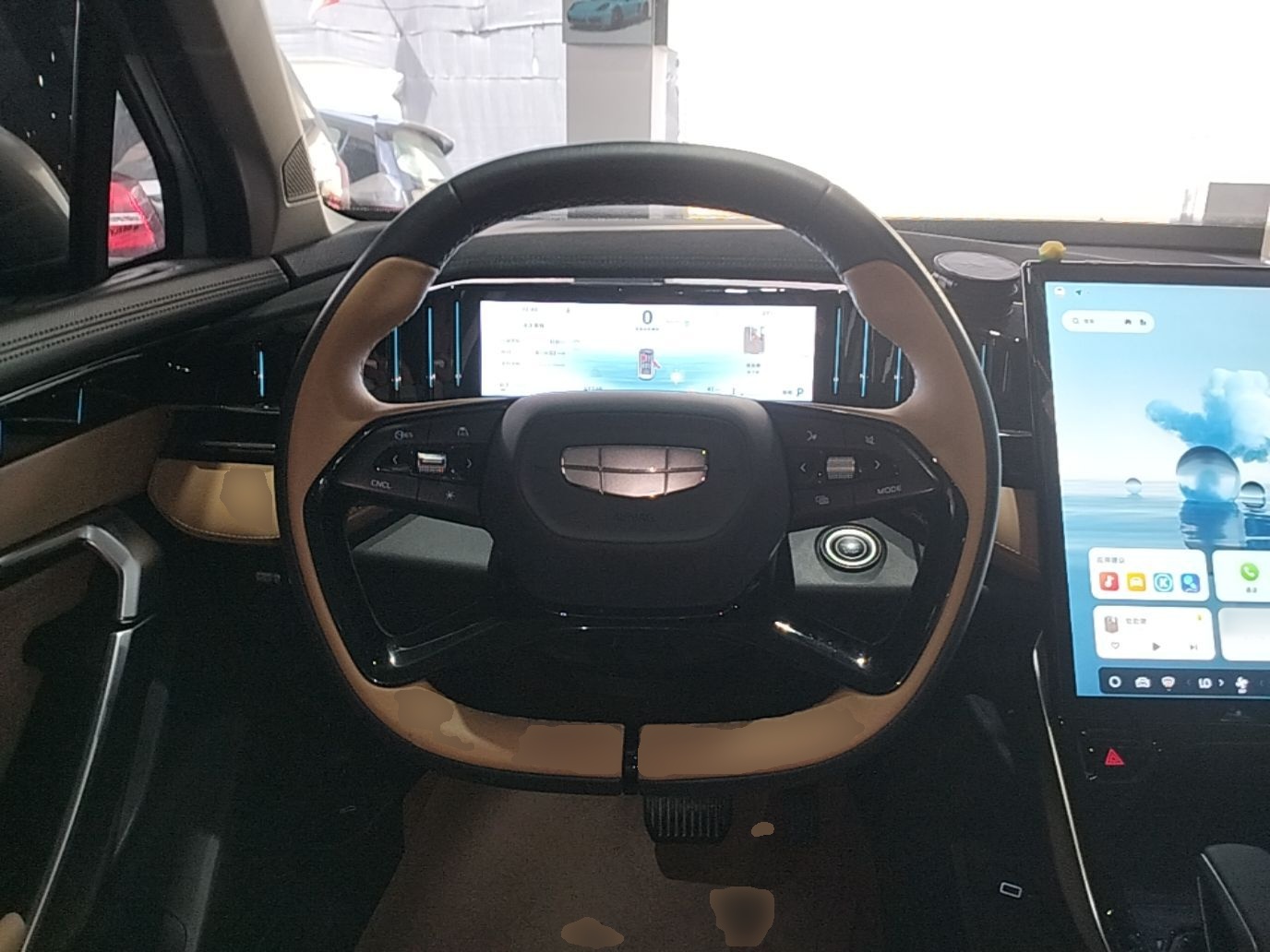 Geely Auto FX11 2023 1.5TD DCT Prestige Edition — снимка 13