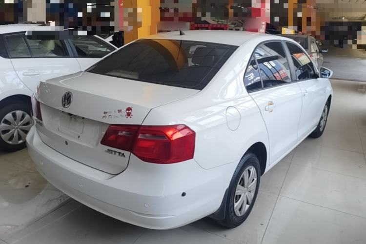 Used Volkswagen Jetta 2013 1.6L Manual Fashion Edition
