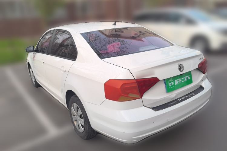 Used Volkswagen Jetta 2017 1.5L Manual Fashion Edition
