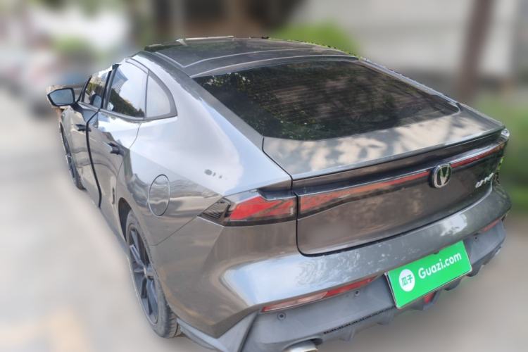 Used CHANGAN UNI-V 2022 1.5T Prestige Version
