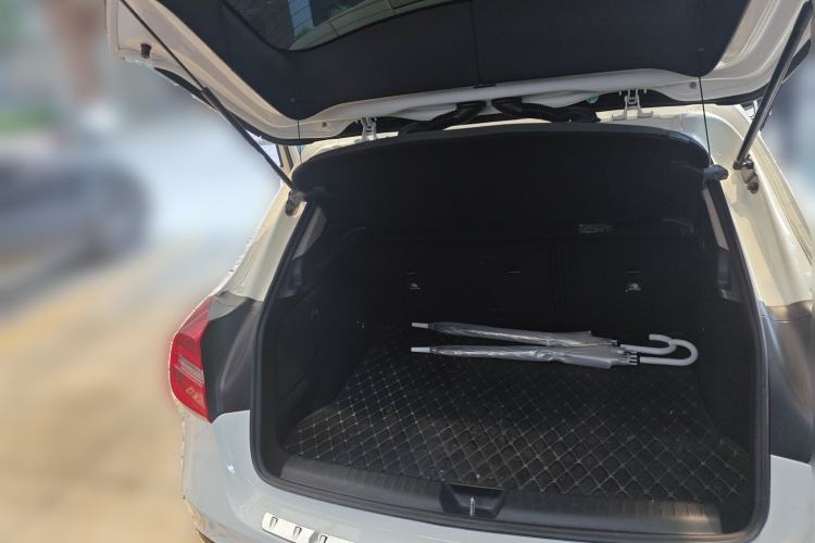 Used Mercedes-Benz GLA 2016 GLA 200 Fashion Model Trunk