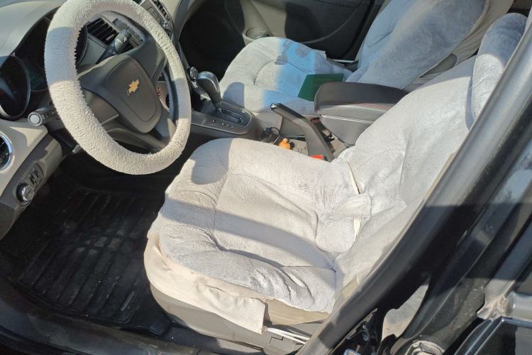 Used Chevrolet Cruze 2015 1.5L Classic SE AT Left Front Seat