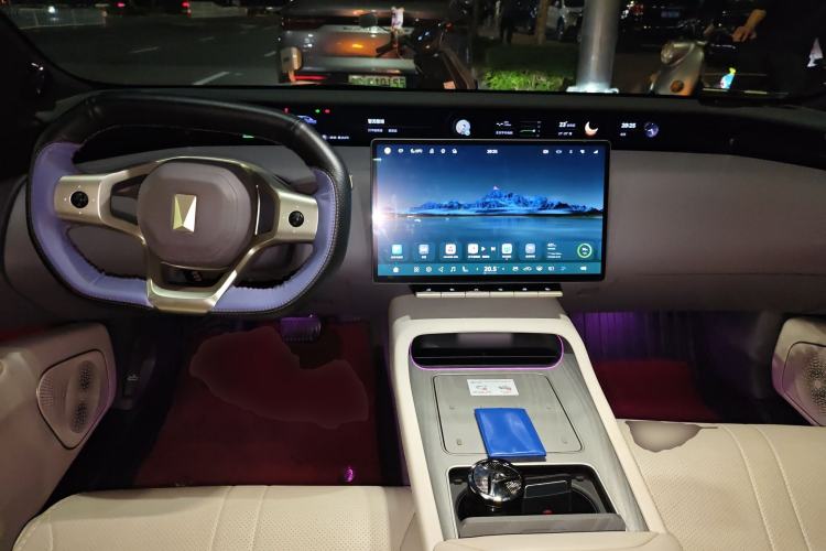 Used Avatr 12 2023 650 Three-Laser Four-Wheel Drive Performance Edition
