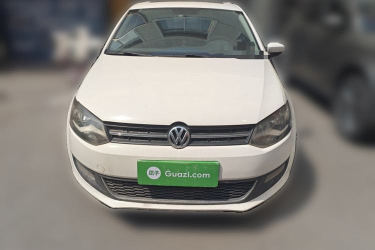 Used Volkswagen Polo 2013 1.6L Automatic Luxury Edition Front