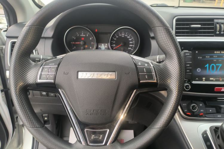 Used Haval M6 2019 1.5T DCT Two-Wheel Drive Value Edition China VI Standard Steering Wheel