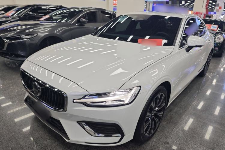 Used Volvo S60 2025 B4 Zhiyuan Luxury Edition