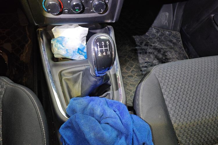 Used Jinbei Gold Hiace 2021 1.5L Passenger Vehicle Engineering Lion 6 Seats
